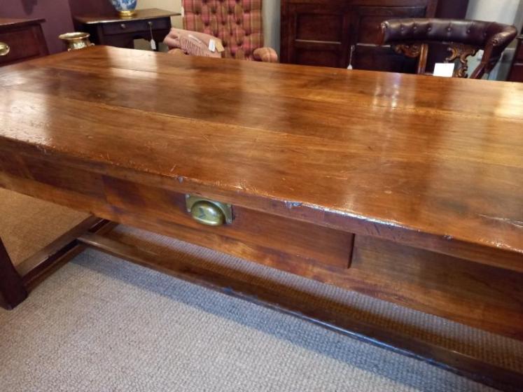 George III Period Elm Planked Top Farmhouse Table - Image 3