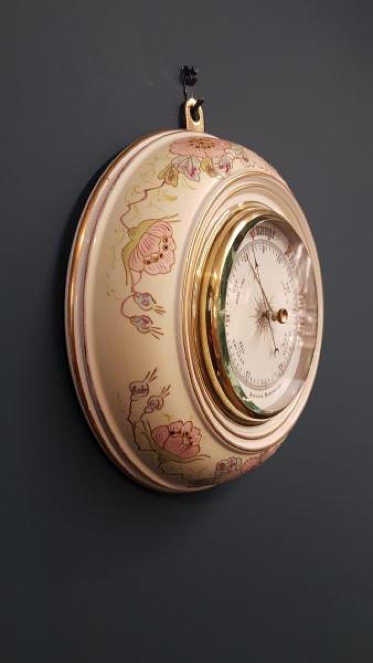 Unusual Victorian Porcelain Cased Barometer - Image 7