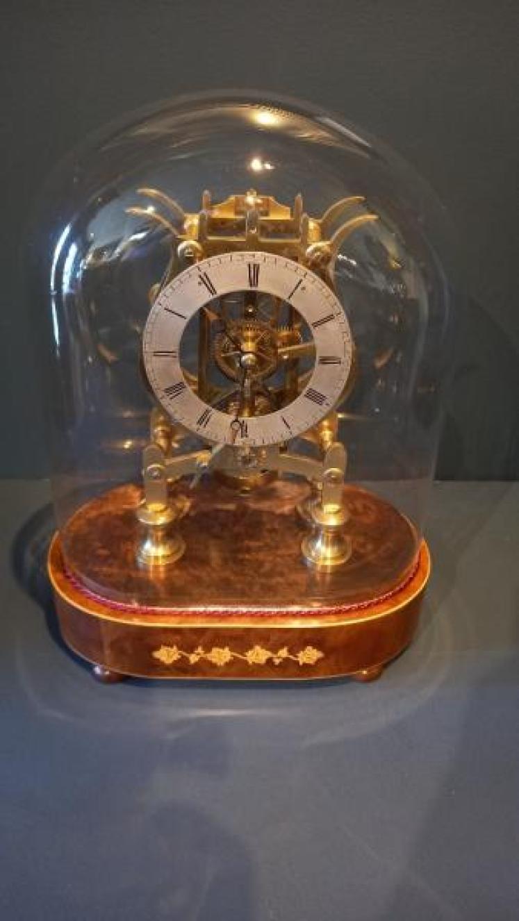 Mid Victorian Burr Walnut Fusee Skeleton Clock - Image 1