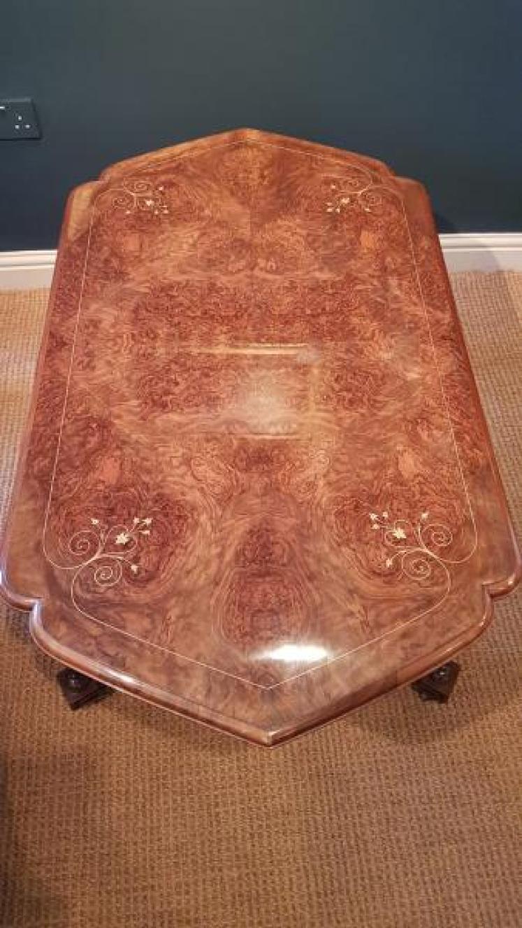 Fine Quality Inlaid Walnut Coffee Table - Image 5