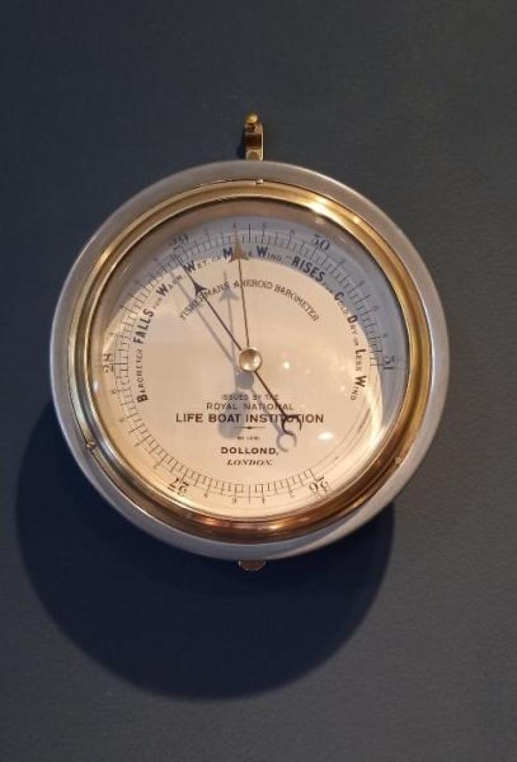 Antique RNLI Fisherman's Marine Barometer - Image 1