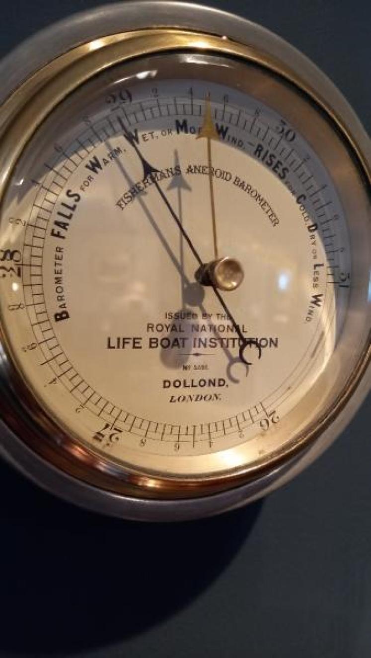 Antique RNLI Fisherman's Marine Barometer - Image 2
