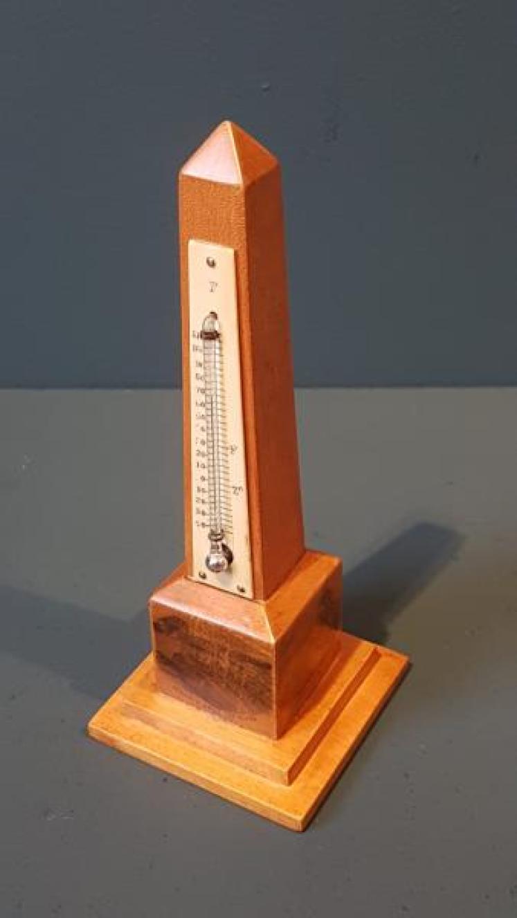 Victorian Boxwood Mauchline Ware Obelisk Desktop Thermometer - Image 2