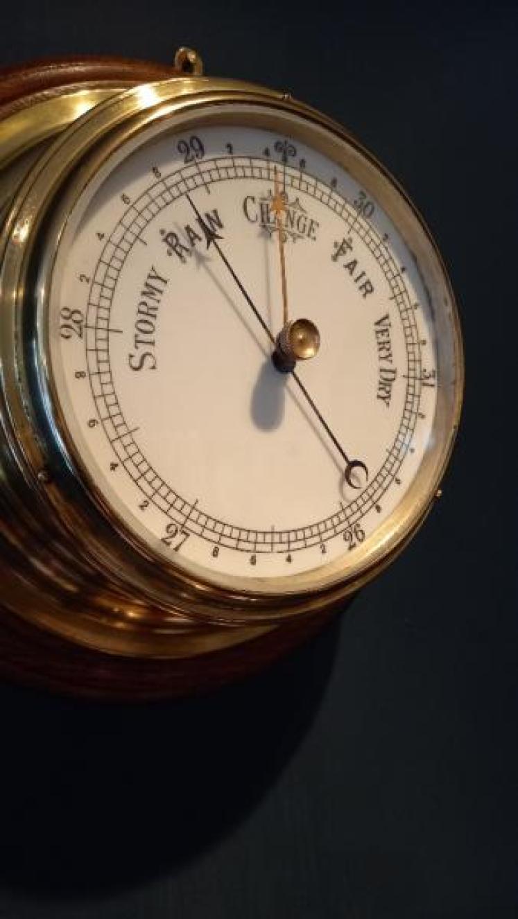 Antique Polished Brass Bulkhead Marine Barometer - Image 3