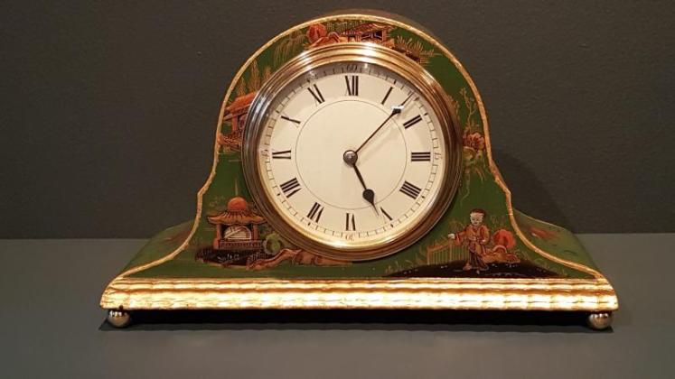 Edwardian Green Chinoiserie Napoleon Hat Mantel Clock - Image 1