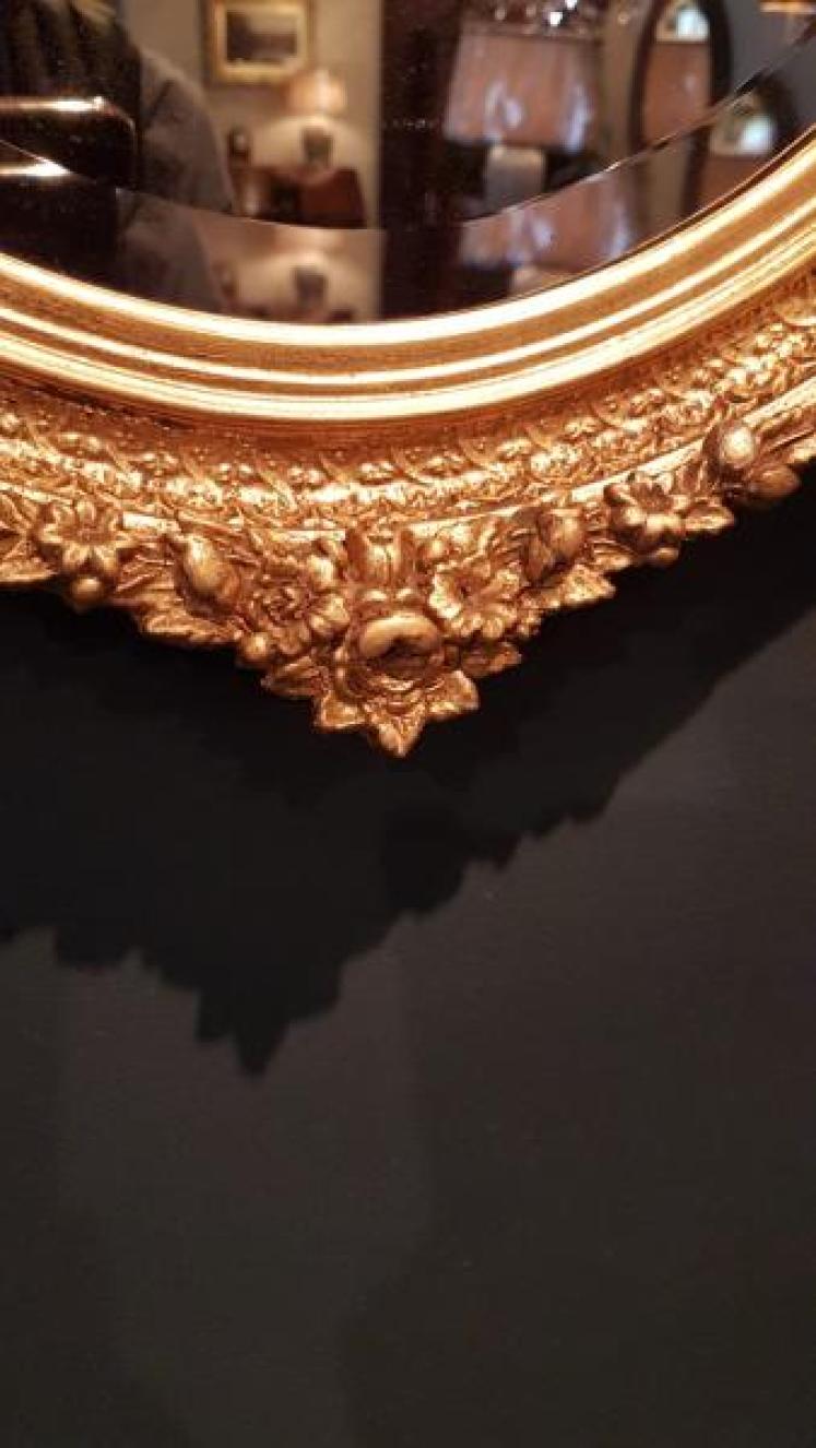 Victorian Oval Timber Gilt Mirror - Image 6