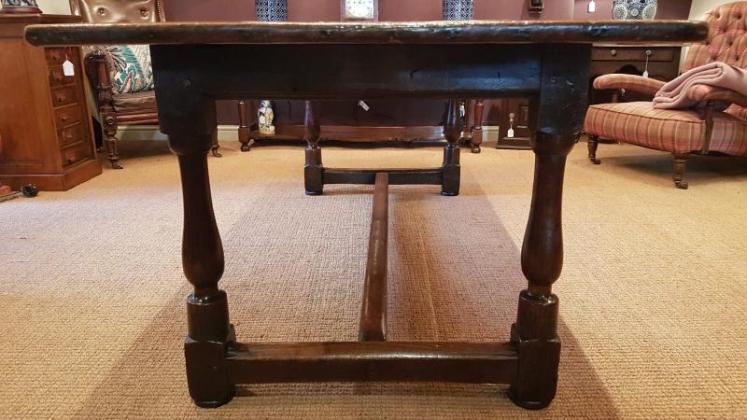 Superb George II Oak Refectory Table - Image 3