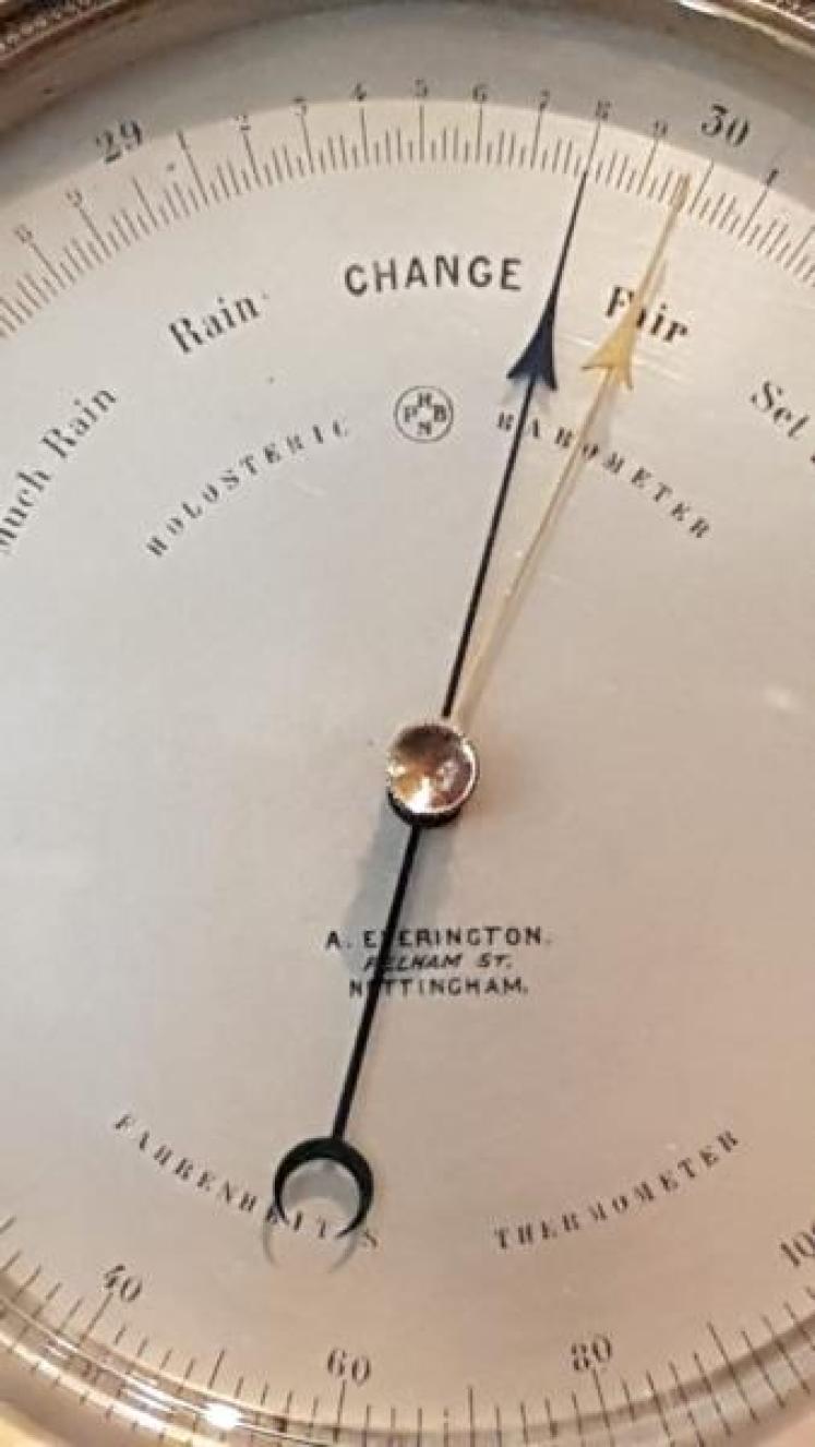 Quality Victorian Marine Barometer with Crescent Thermometer - Image 2