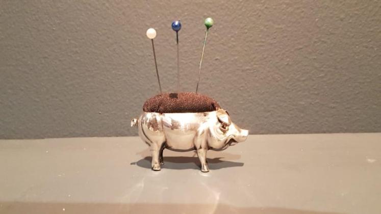  Chester Silver Novelty Pig Pin Cushion - Image 1