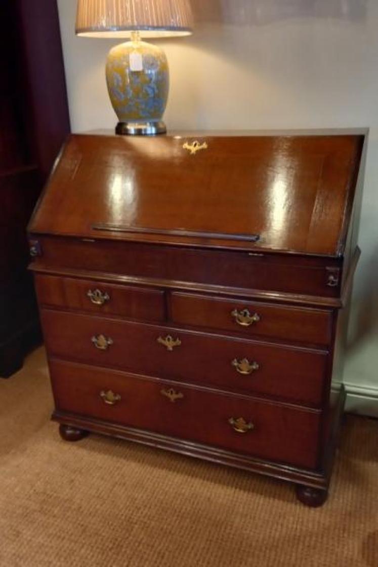 Superb William & Mary Period Oak Fall Front Bureau - Image 1