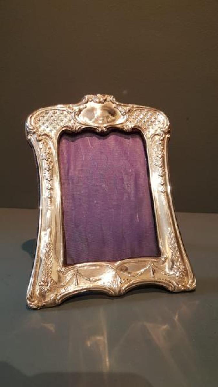 Edwardian Silver Photo Frame - Image 1