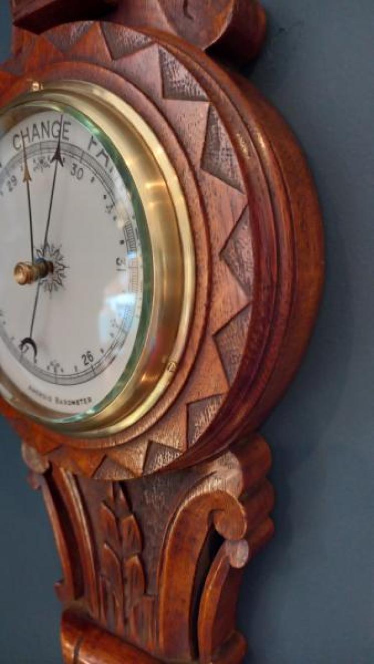 Mid Victorian Small Polished Oak Banjo Barometer - Image 3