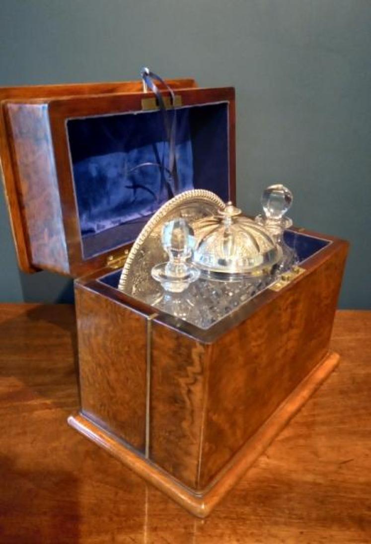 Superb Antique Burr Walnut Gin Drinks Cabinet - Image 7