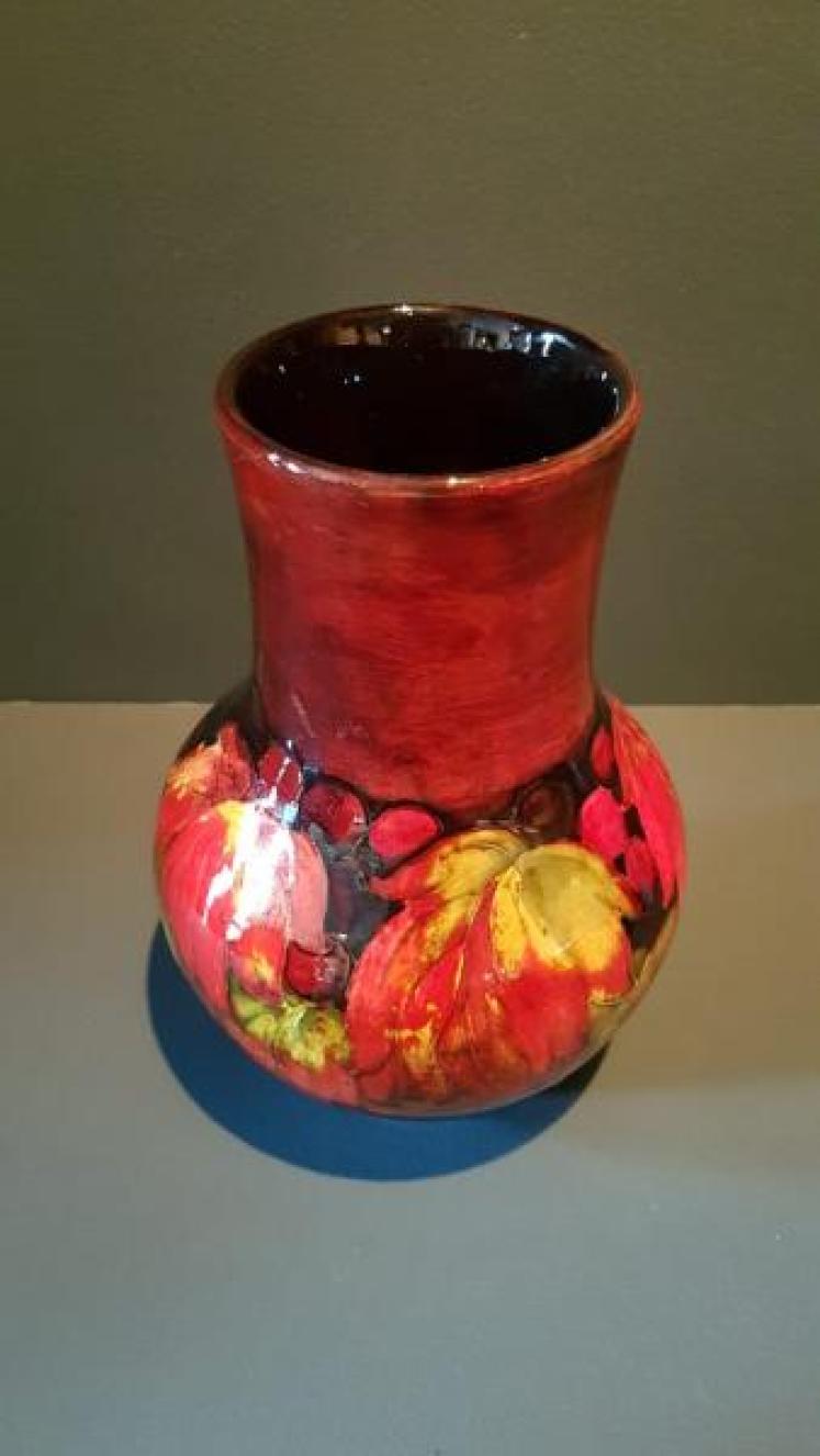 Impressive Moorcroft Leaf and Berries Flambe Vase - Image 2
