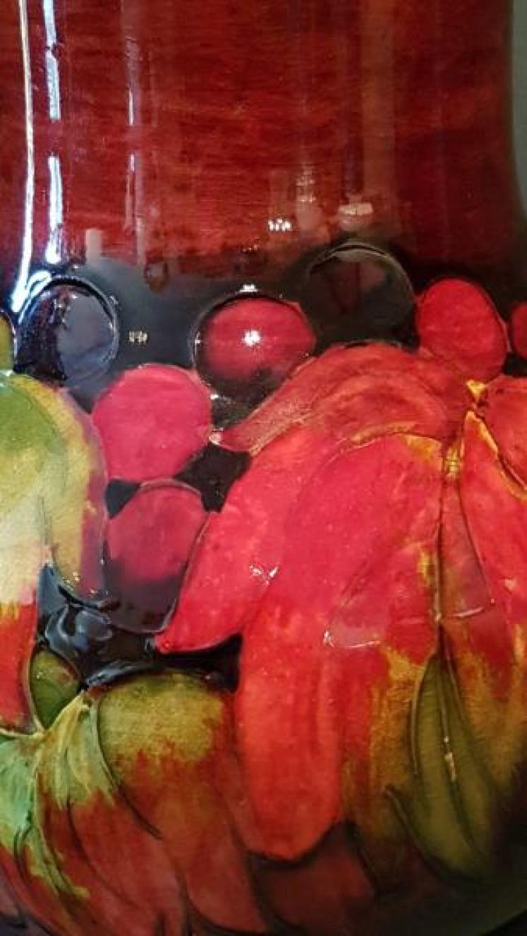 Impressive Moorcroft Leaf and Berries Flambe Vase - Image 5