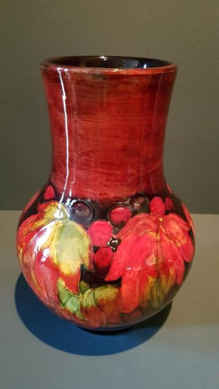 Impressive Moorcroft Leaf and Berries Flambe Vase - Image 7