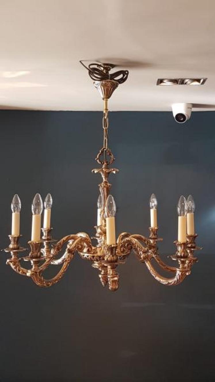 Edwardian Cast Brass 8 Arm Chandelier - Image 1