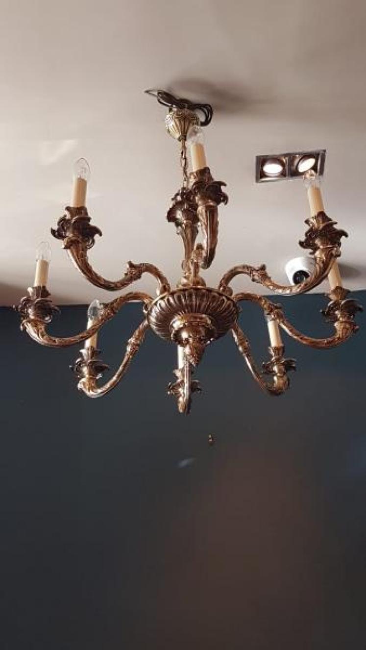 Edwardian Cast Brass 8 Arm Chandelier - Image 2