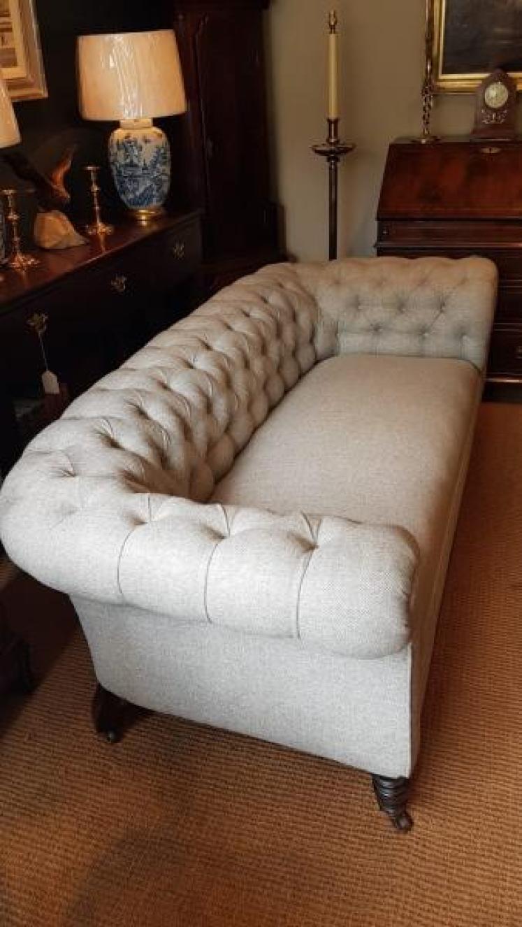 Superb Victorian Chesterfield Sofa - Image 7
