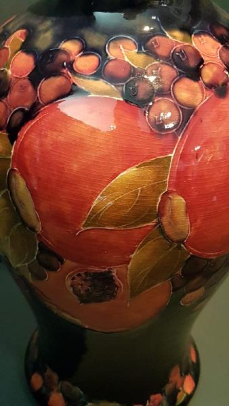 Impressive Early Moorcroft Pomegranate Vase - Image 2