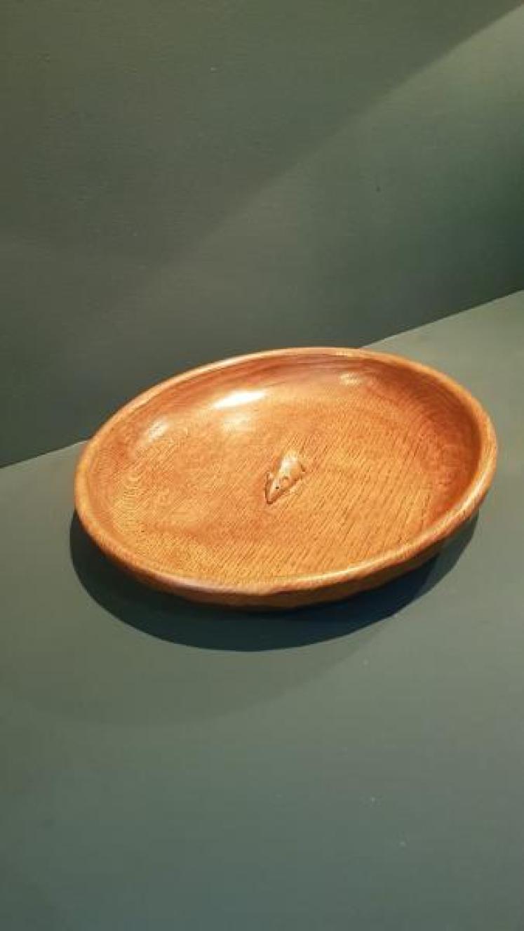 Superb Large Mouseman Fruit Bowl - Image 7