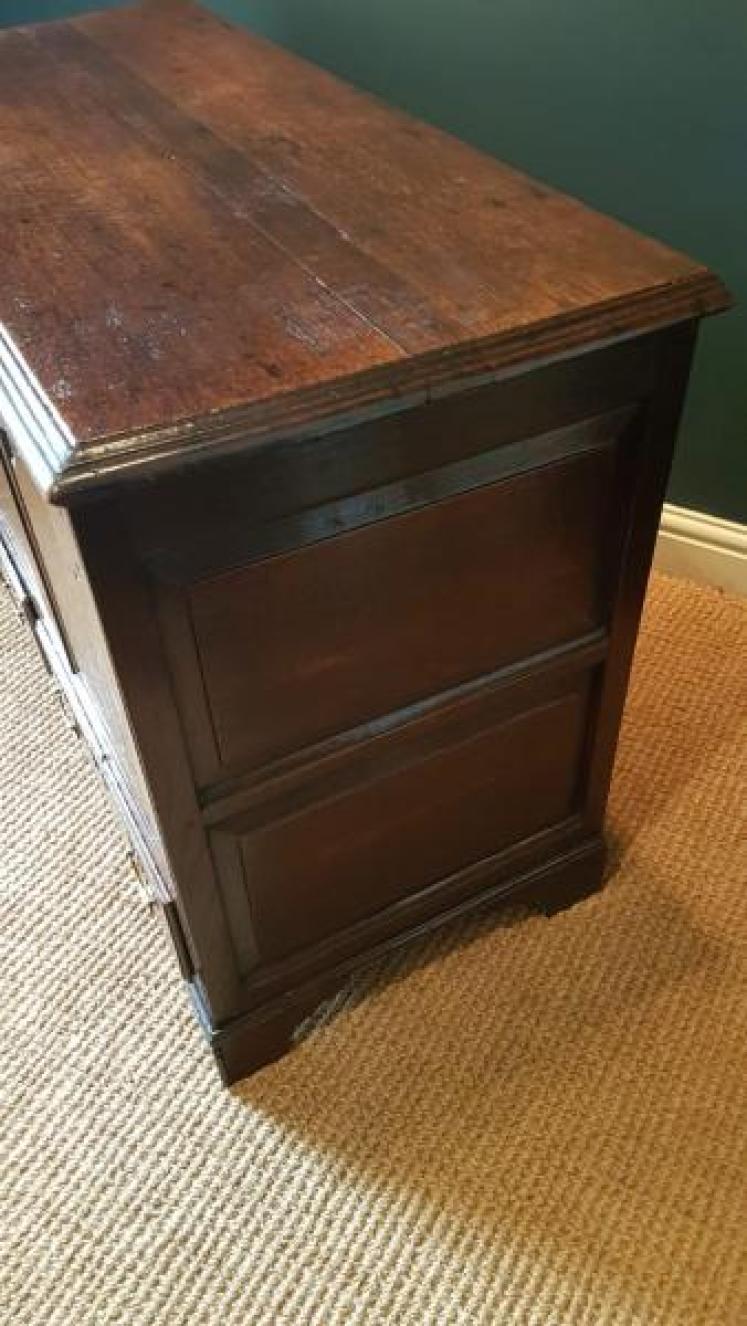 Small George II Oak Mule Chest - Image 3