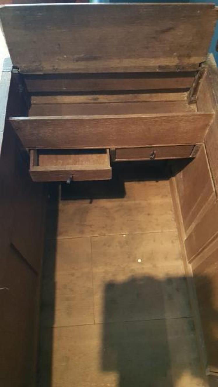 Small George II Oak Mule Chest - Image 5