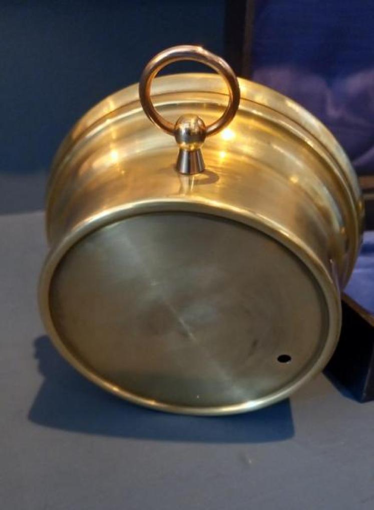Marine Barometer with Presentation Case - Image 5
