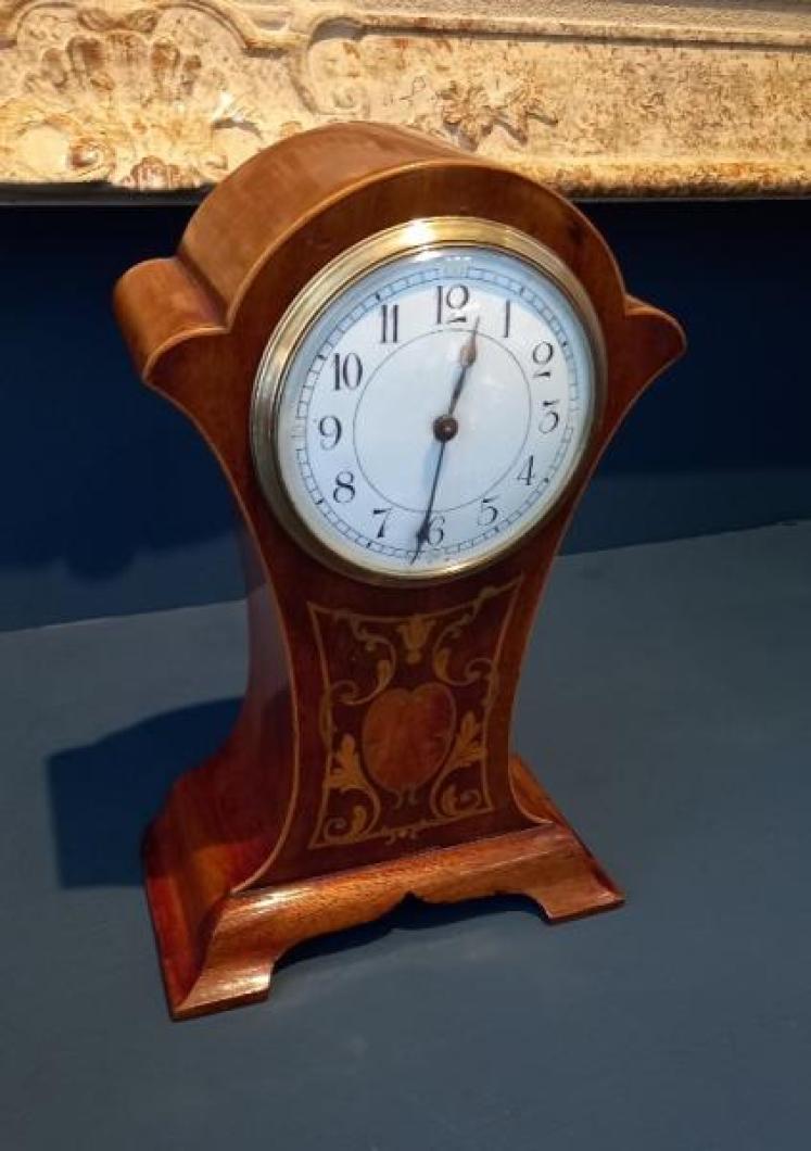 Antique Fruitwood Inlaid Panel Mantel Clock - Image 7