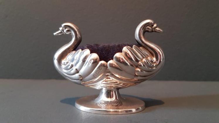 Victorian Double Head Swan Pin Cushion - Image 6