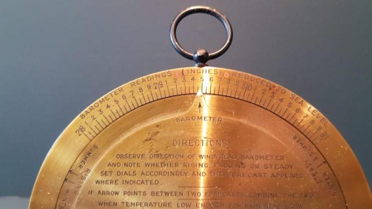 Negretti and Zambra Weather Forecaster - Image 3