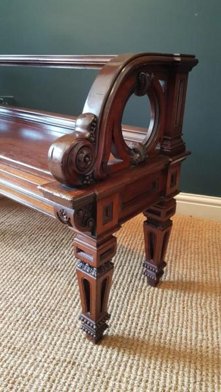Superb Early Victorian Mahogany Hall Bench - Image 5
