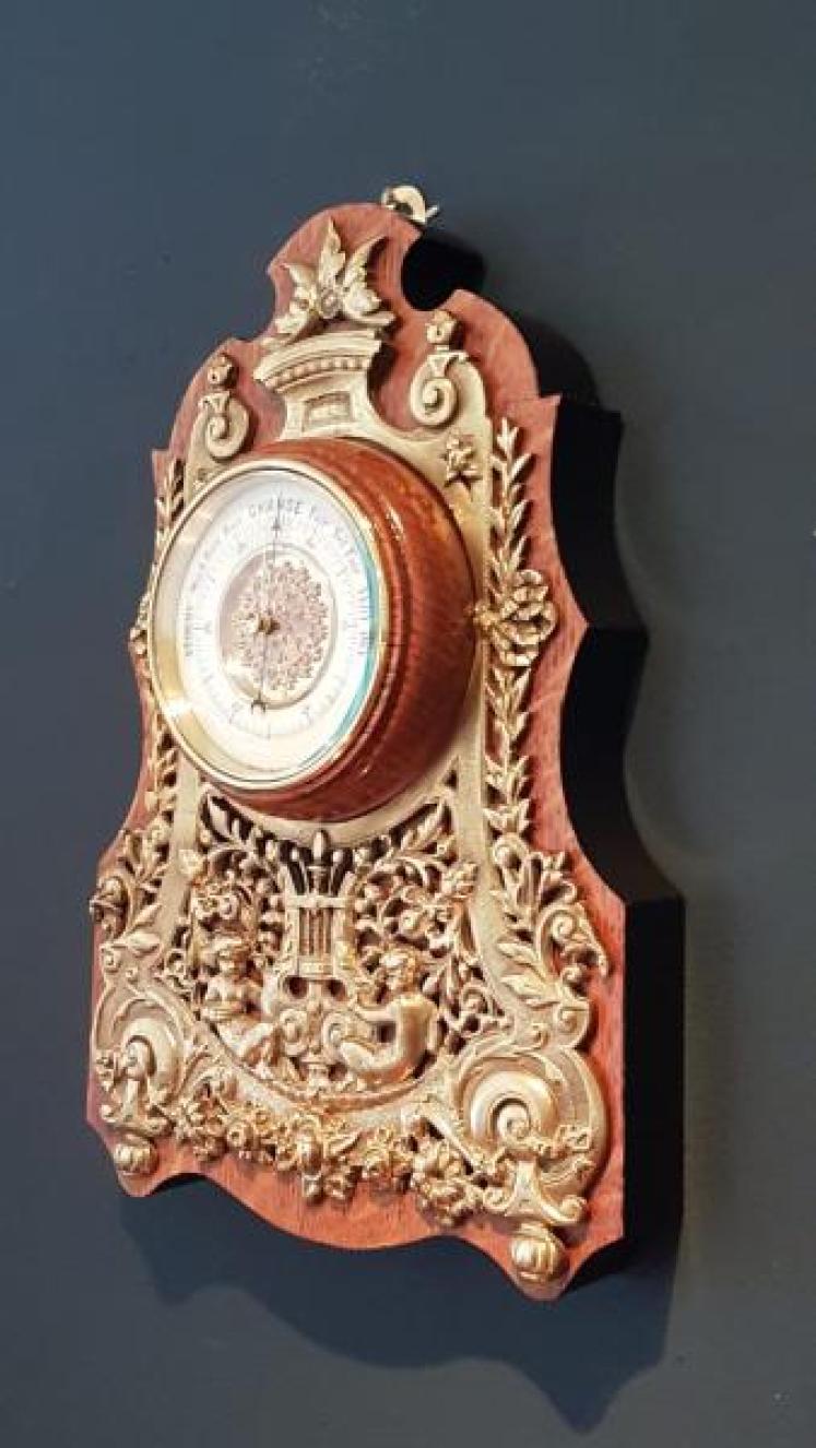 Fine Quality Antique Gilt Brass and Oak Barometer - Image 2
