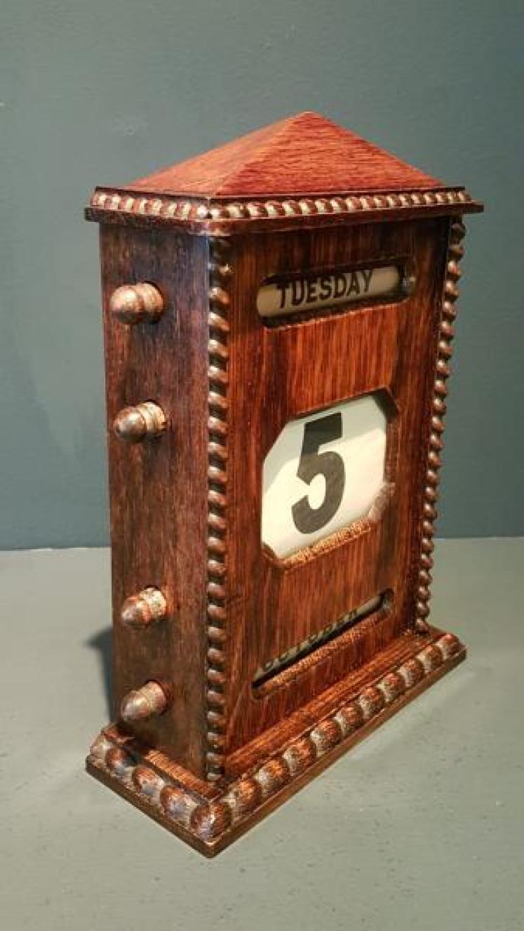 Large Edwardian Oak Perpetual Desk Calendar - Image 2