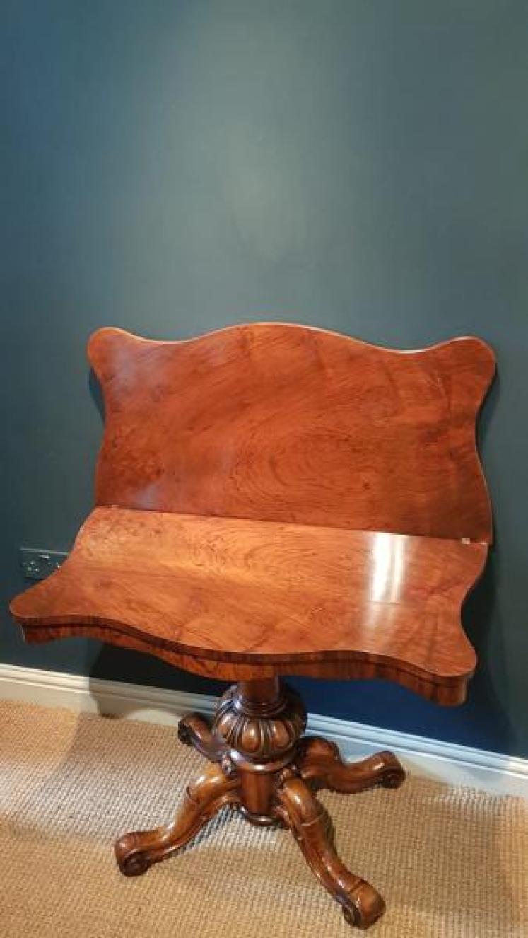 Superior Quality Victorian Burr Walnut Fold Over Tea Table - Image 6