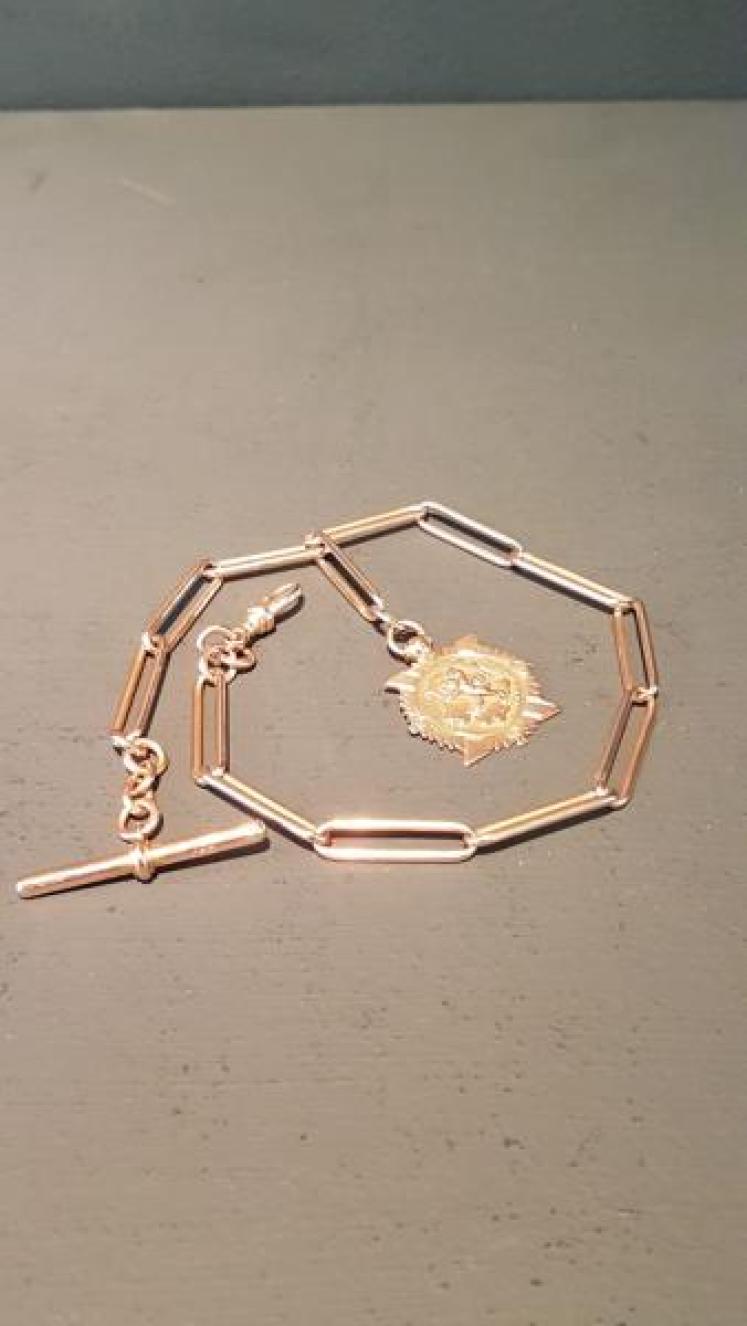 Rare 15ct Gold Victorian Watch Chain and Fob  - Image 1