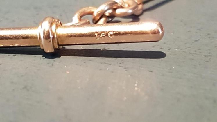 Rare 15ct Gold Victorian Watch Chain and Fob  - Image 3