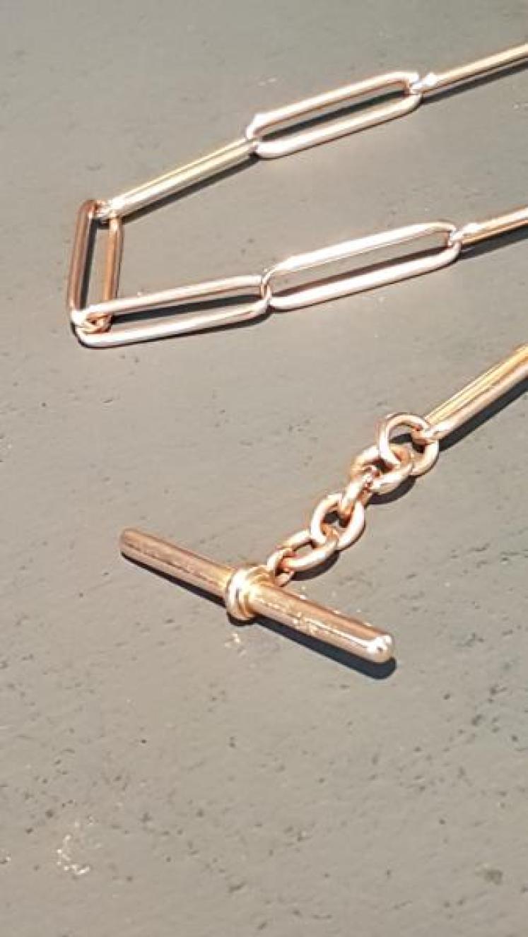 Rare 15ct Gold Victorian Watch Chain and Fob  - Image 4