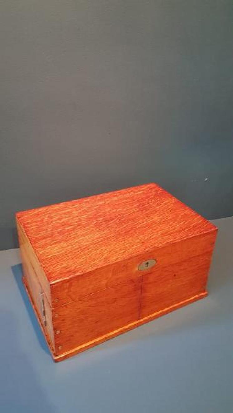 Victorian Oak Games Compendium - Image 2