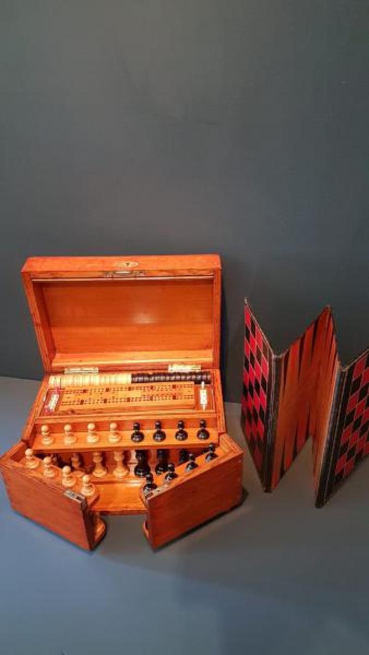 Victorian Oak Games Compendium - Image 4