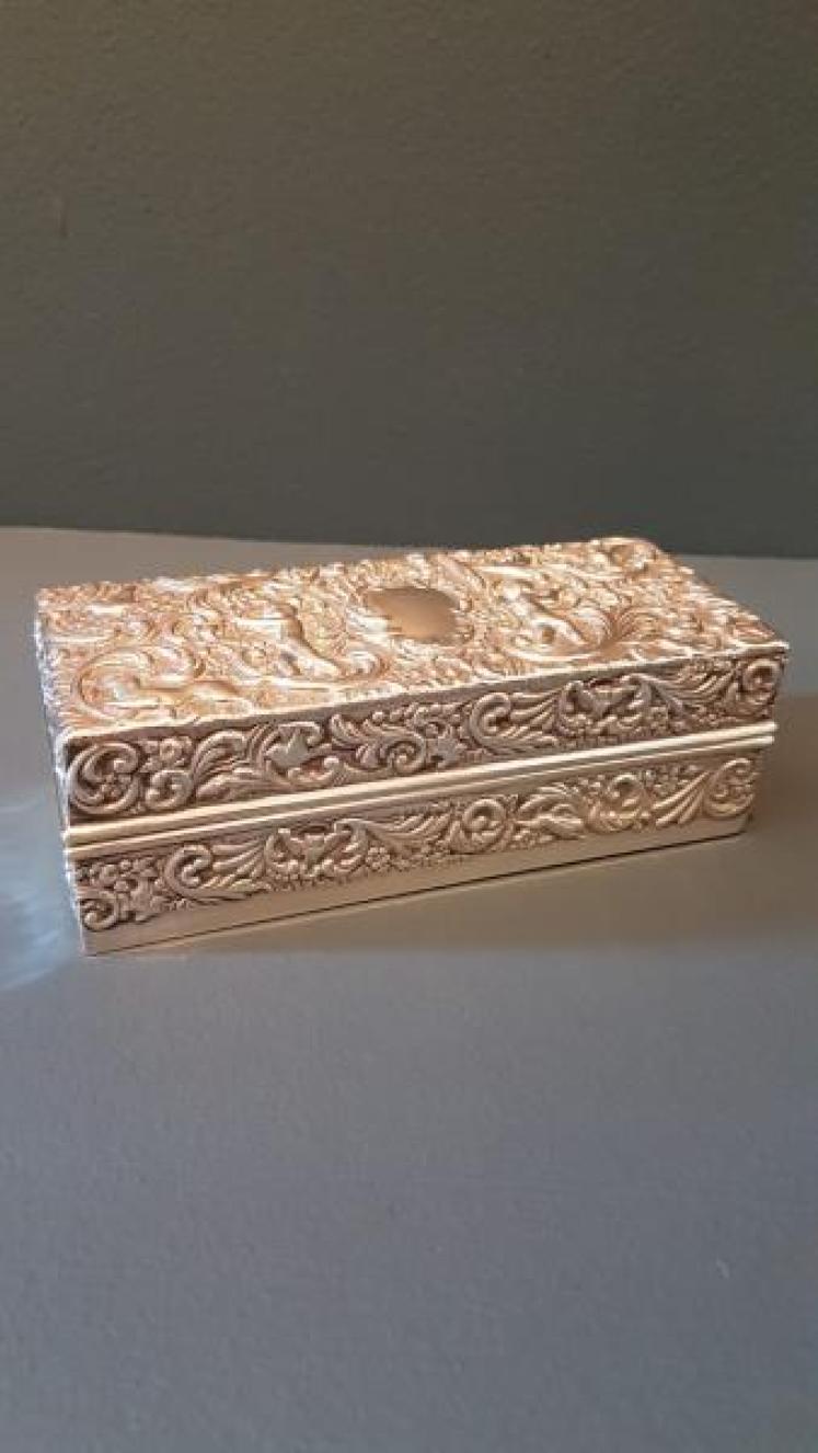 Edwardian Goldsmiths and Silversmiths Silver Box - Image 7