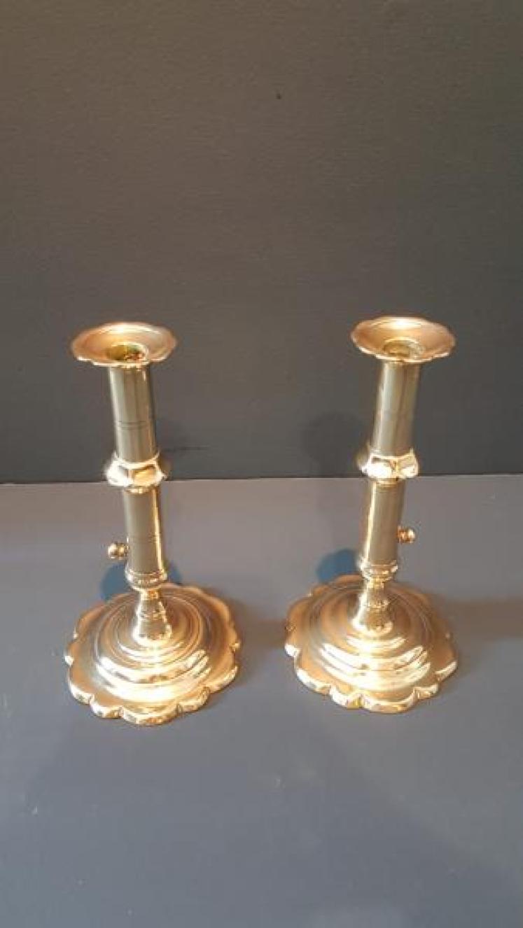 Pair of George III Brass Petal Base Candlesticks - Image 2