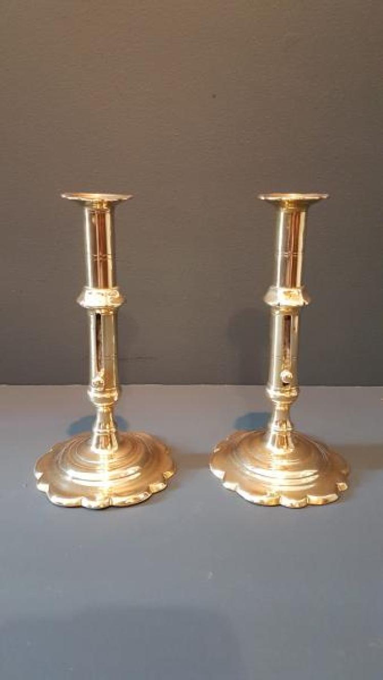 Pair of George III Brass Petal Base Candlesticks - Image 6