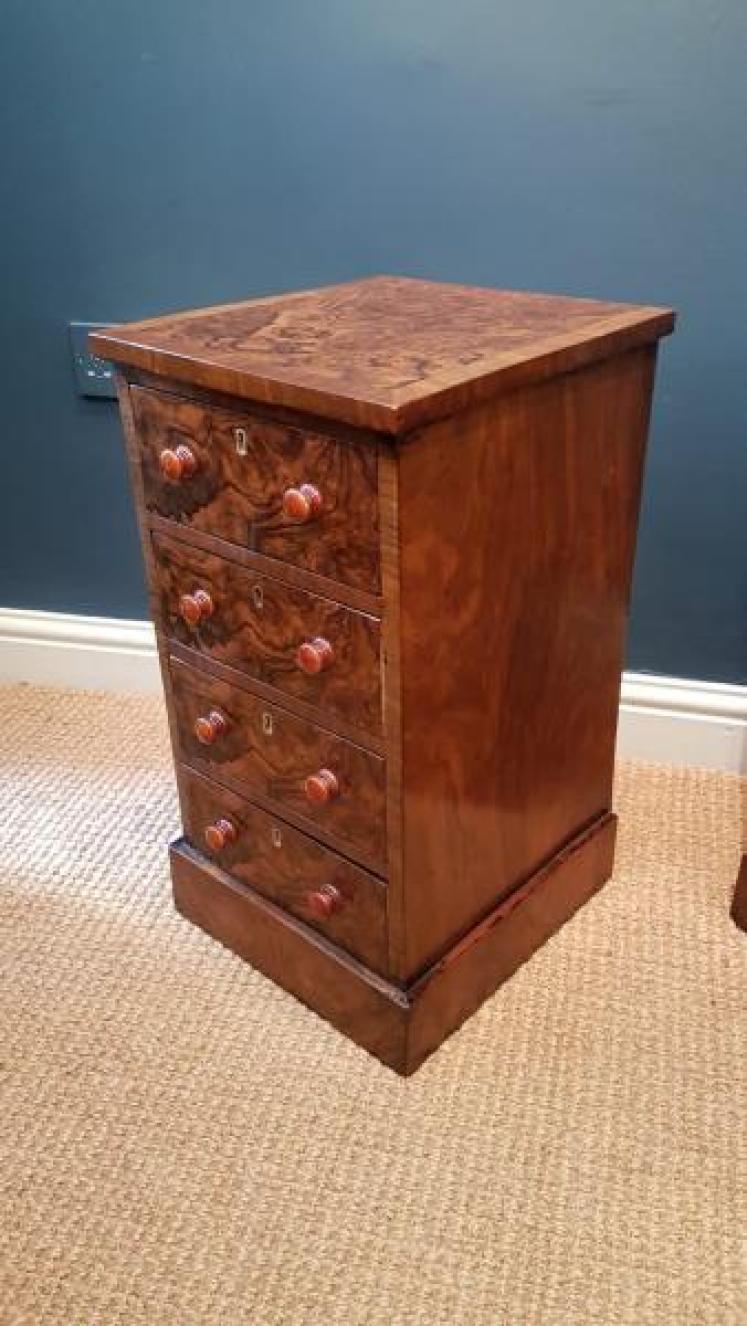 Pair of Victorian Burr Walnut Bedside Chests - Image 5