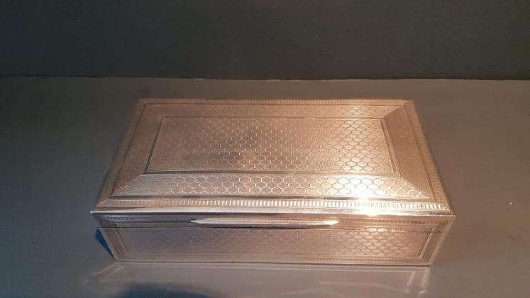 Edwardian Engine Turned Silver Card Box - Image 7