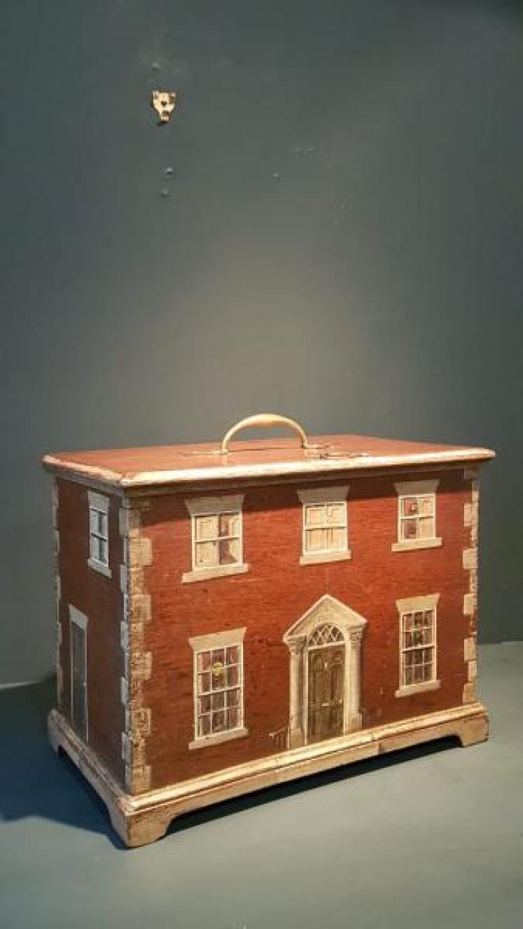 Antique Hand Painted Country House Box - Image 1
