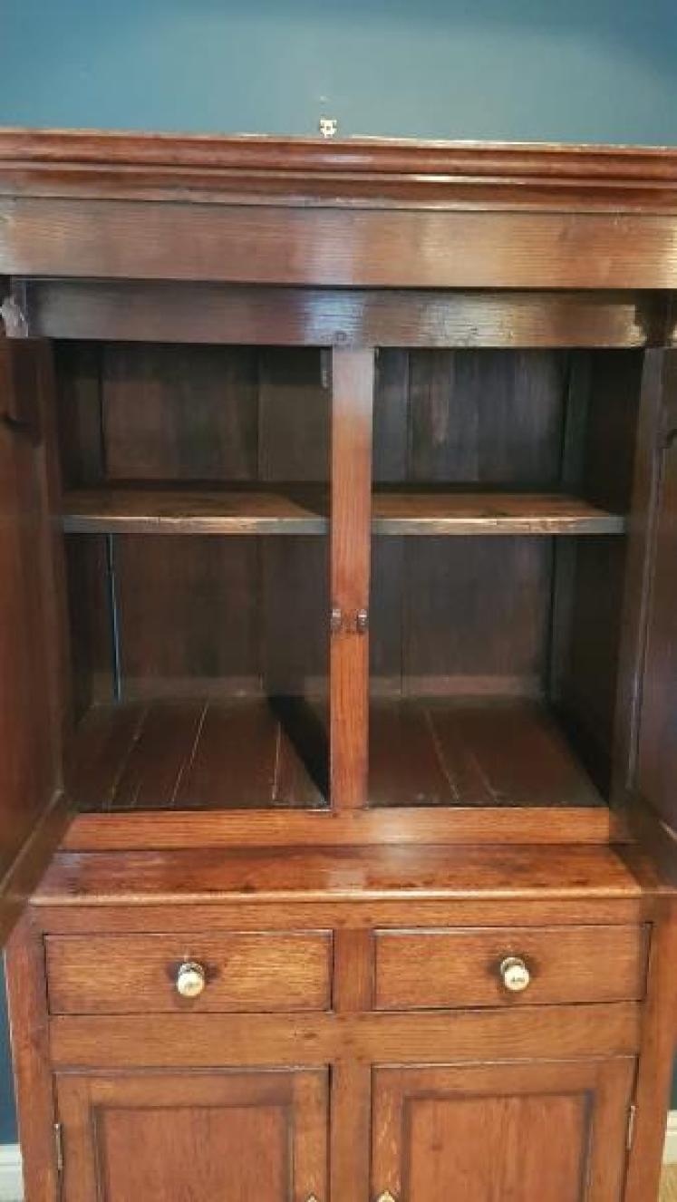Small George III Oak Didarn.c.1760 - Image 4