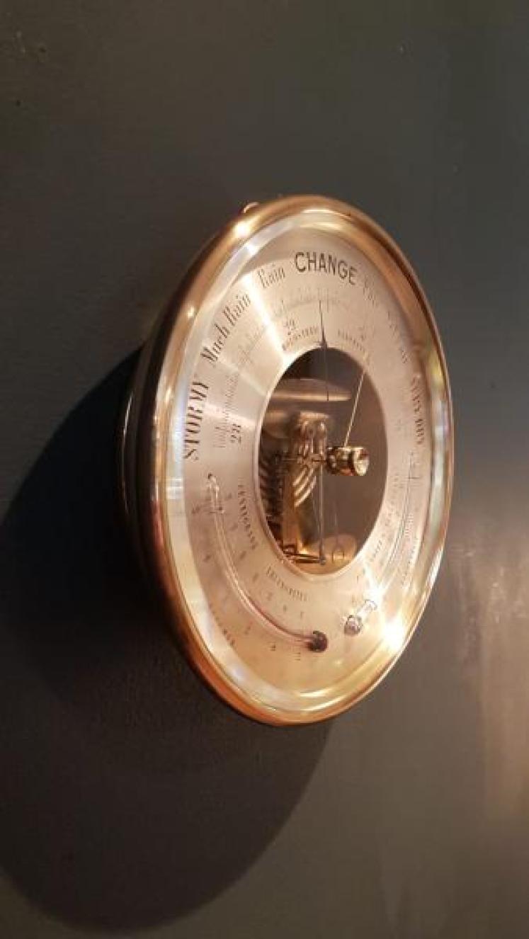 Superb Victorian Brass Cased Marine Barometer - Image 2