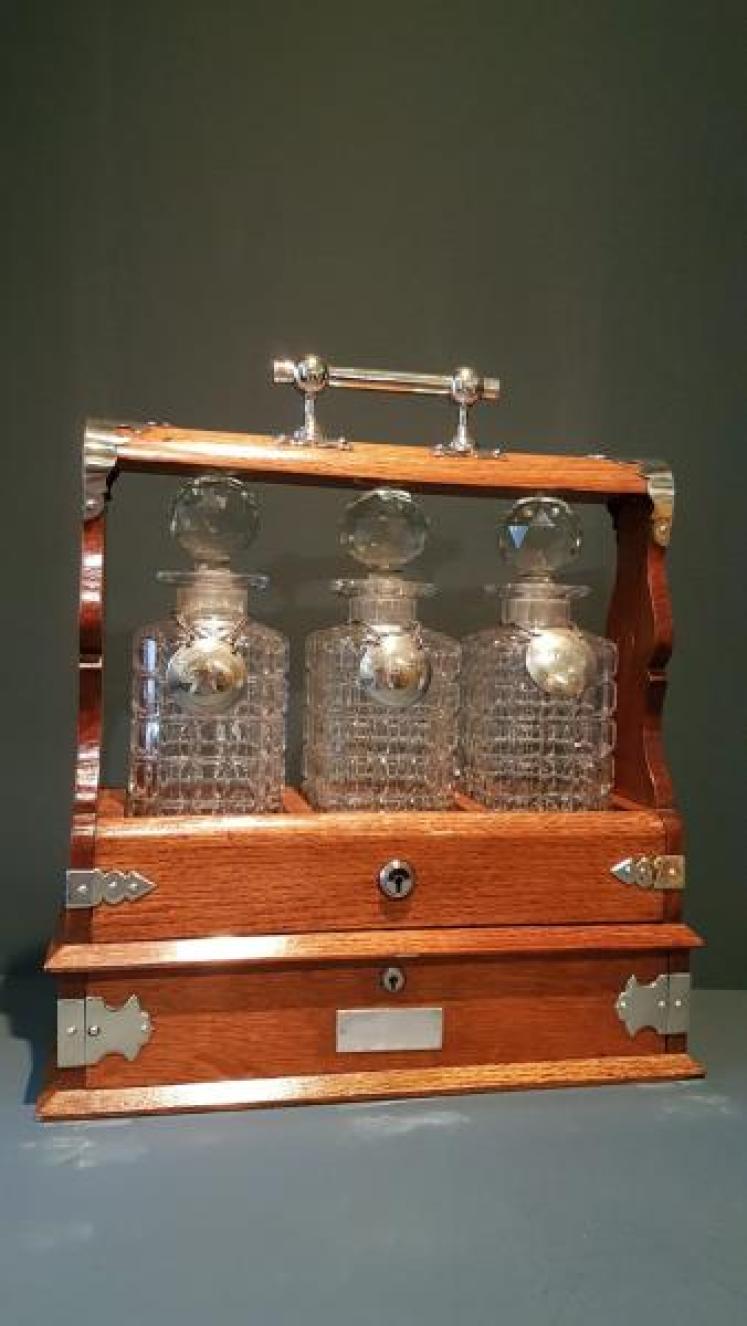 Victorian Oak Tantalus With Games Drawer - Image 6