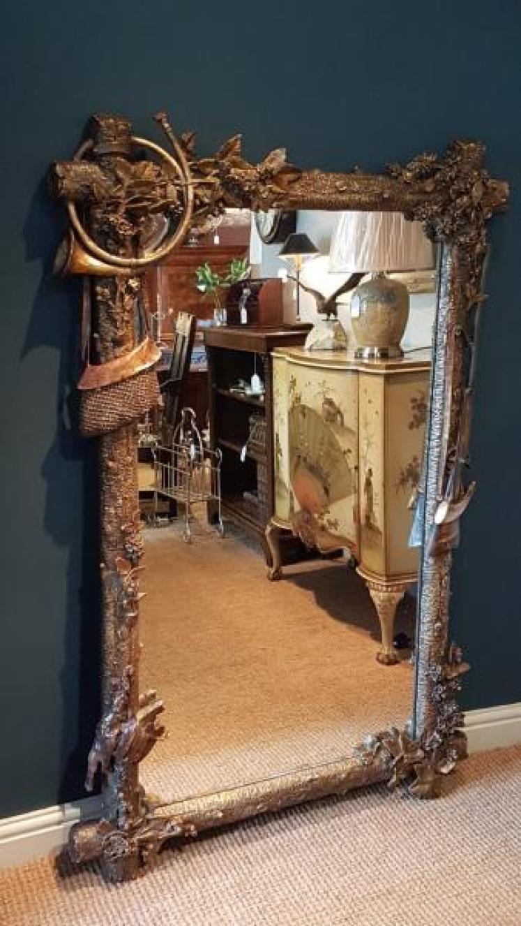 Superb Victorian Shooting Themed Gilt Mirror - Image 2
